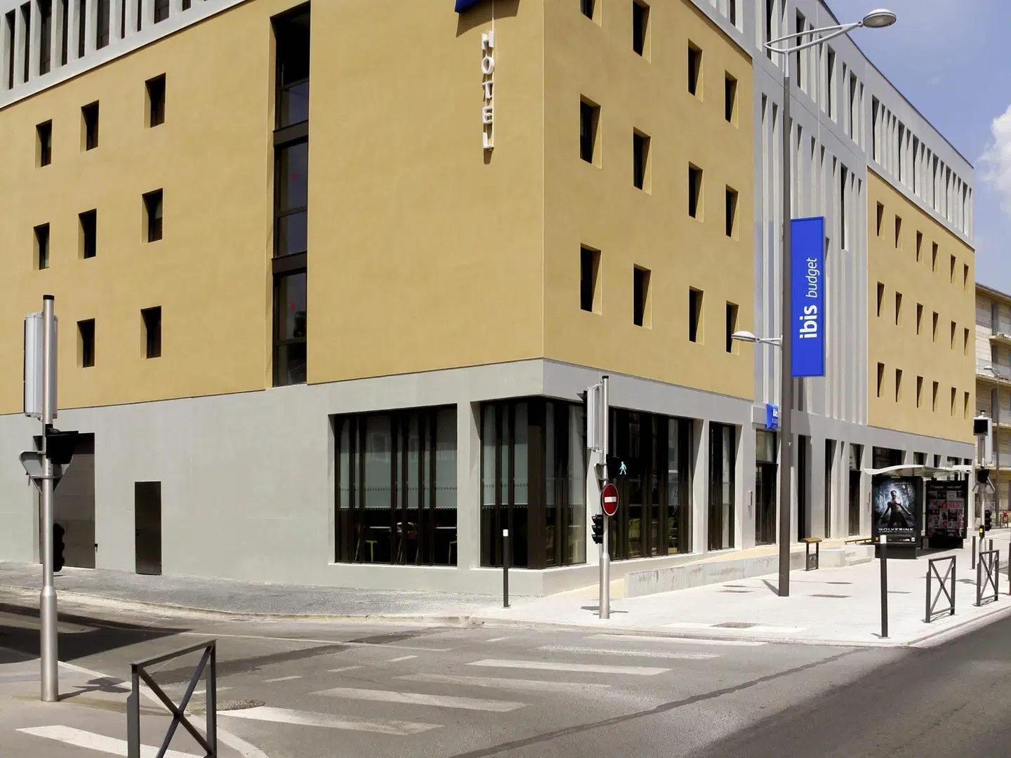 ibis budget Poitiers Centre Gare EXTERIOR