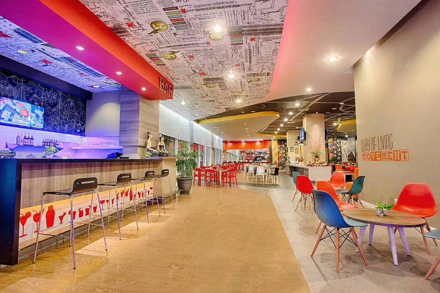 ibis Surabaya City Center Bar