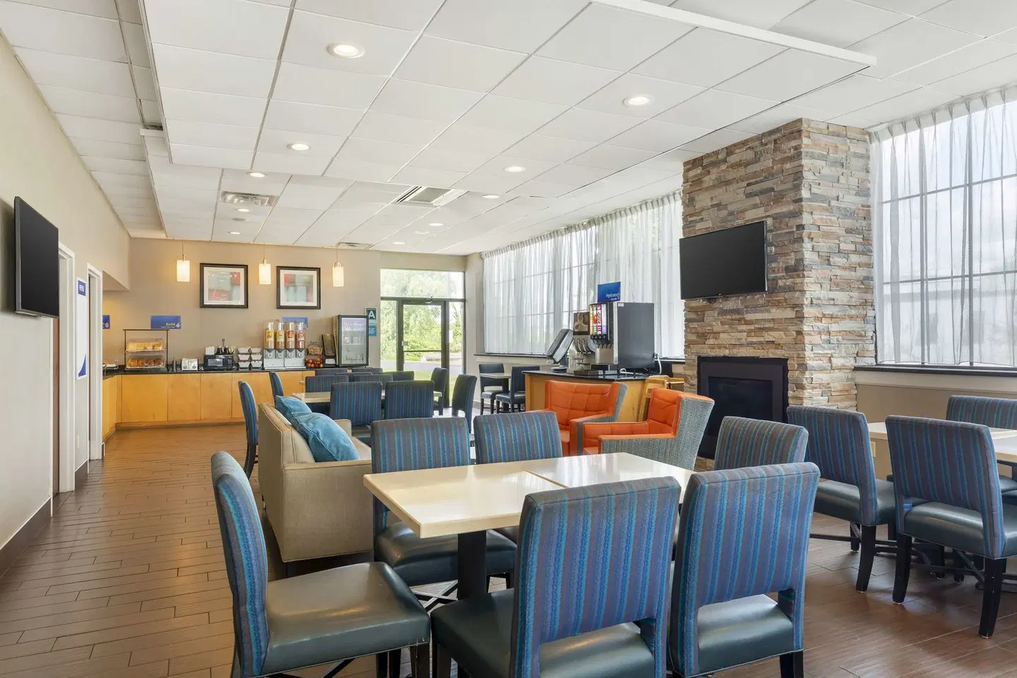 Best Western Hartford Hotel & Suites LOUNGE_LOBBY