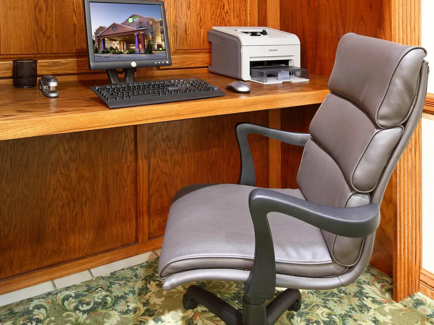 Holiday Inn Express & Suites Harrison by IHG HEALTH_BEAUTY