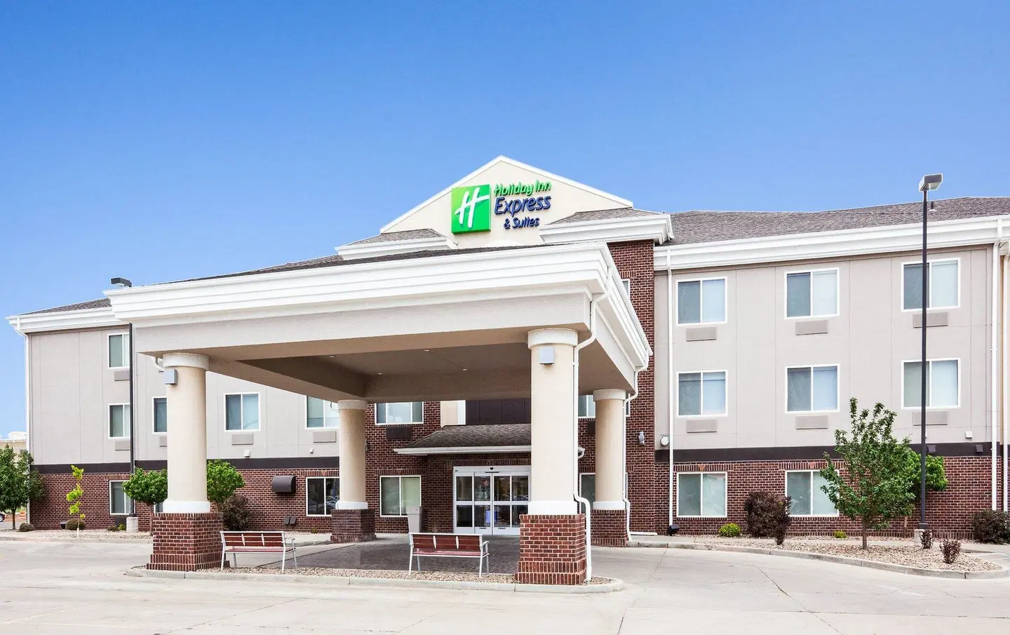 Holiday Inn Express & Suites Dickinson by IHG EXTERIOR