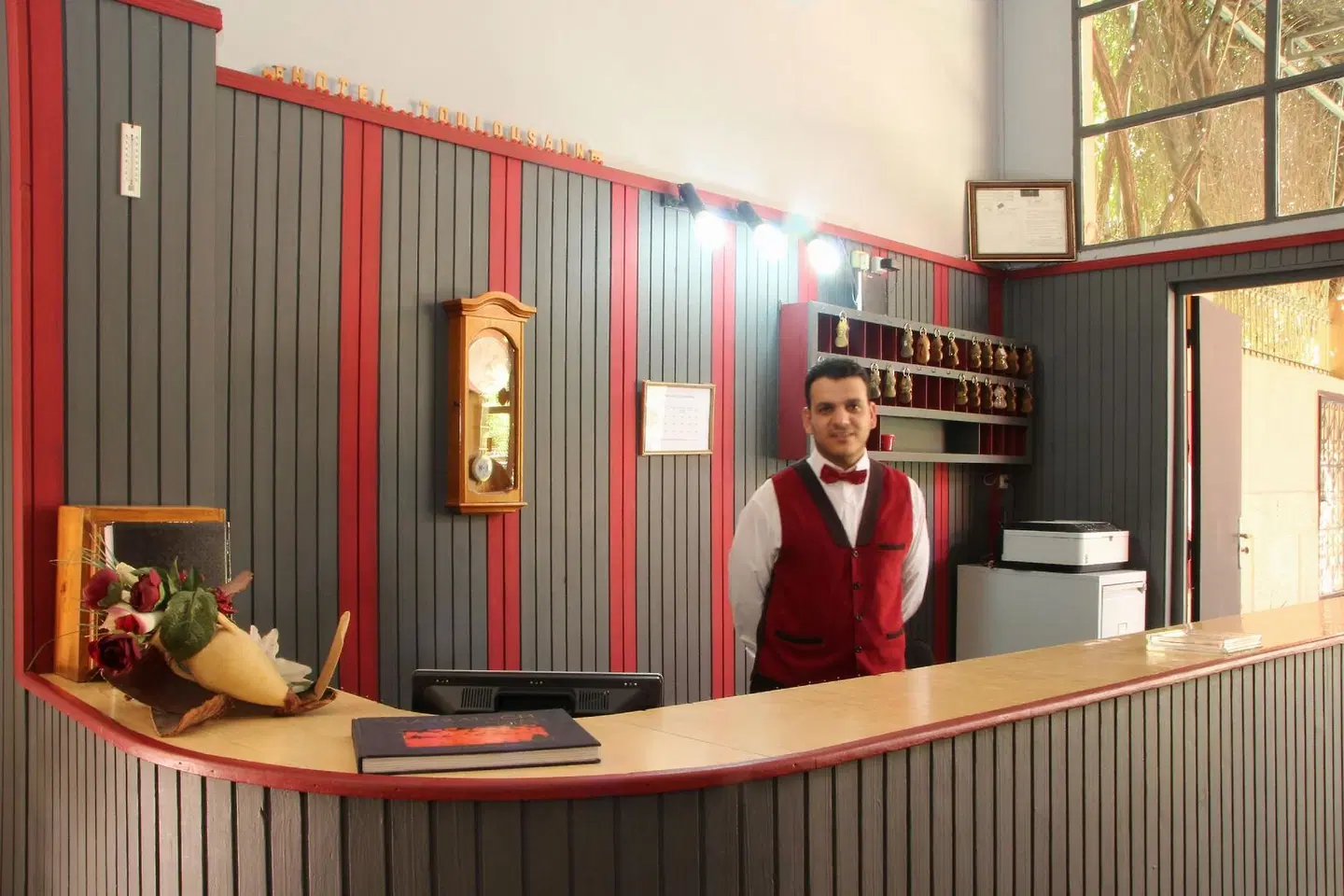 HOTEL TOULOUSAIN Bar