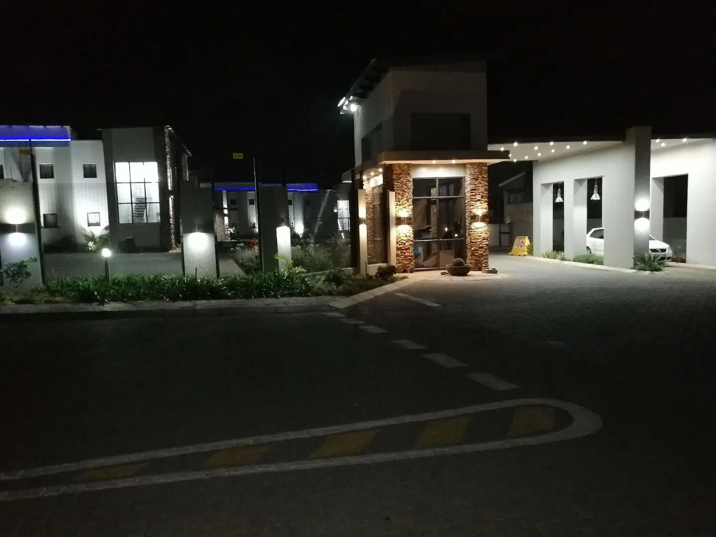 King's Gate Hotel Rustenburg EXTERIOR