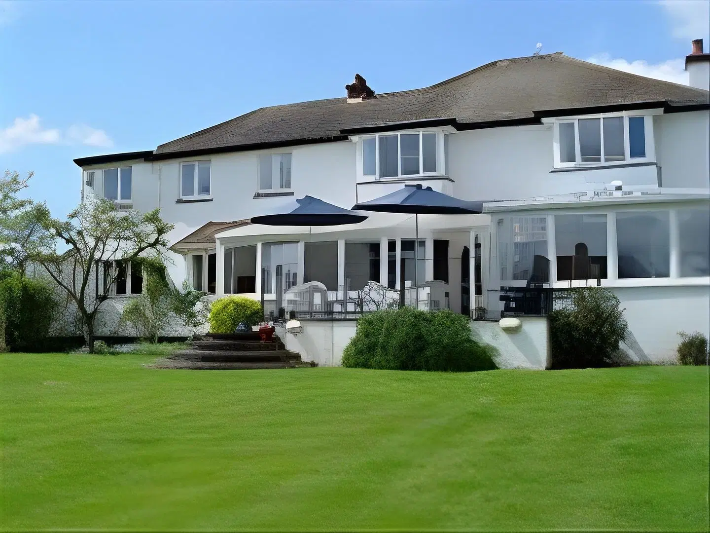 The Long Range EXTERIOR