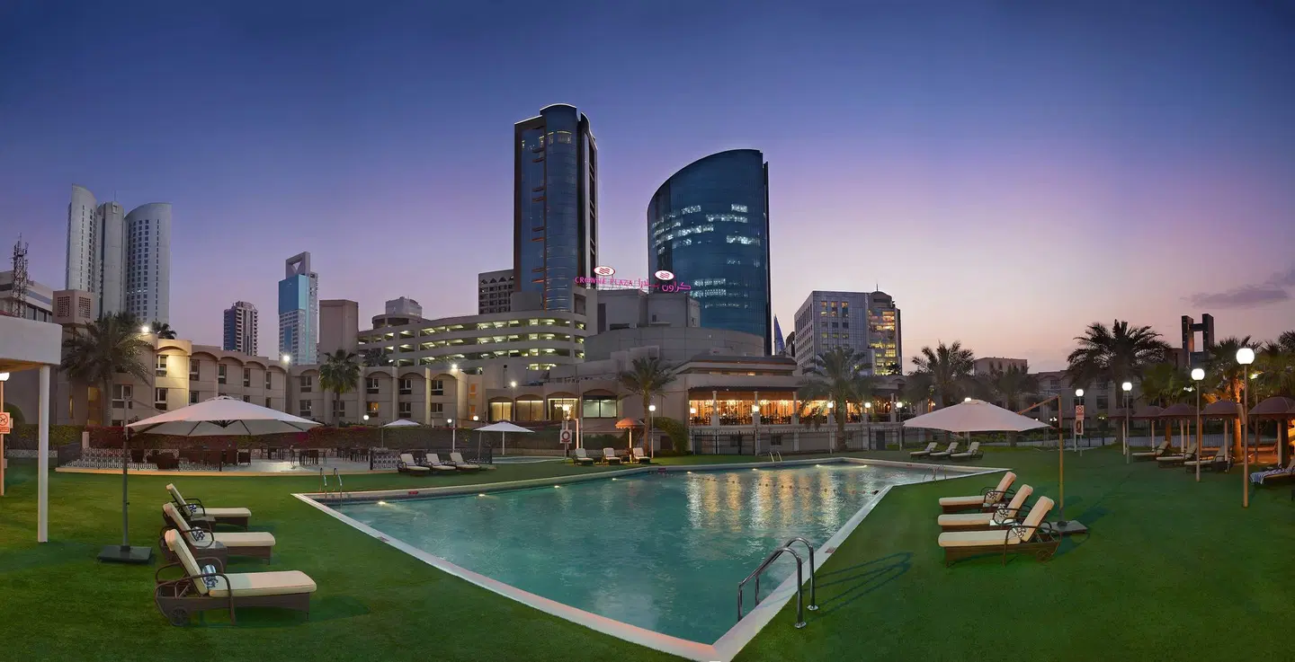 Crowne Plaza Manama (Bahrain) by IHG OUTDOOR_POOL