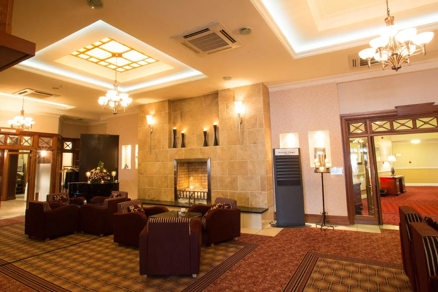 Hamlet Court LOUNGE_LOBBY