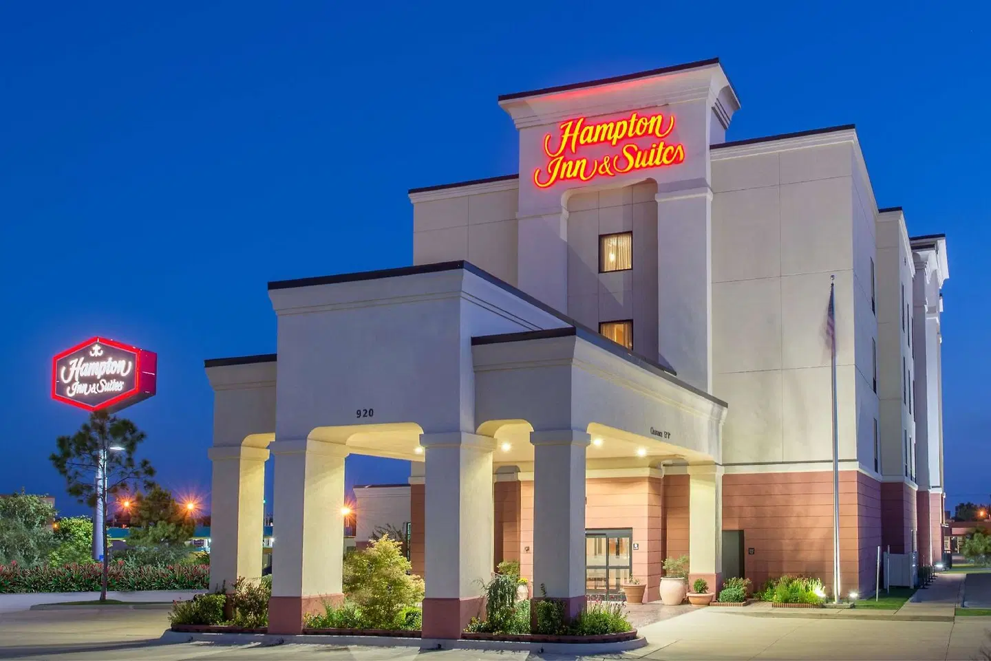 Hampton Inn & Suites Oklahoma City - South EXTERIOR