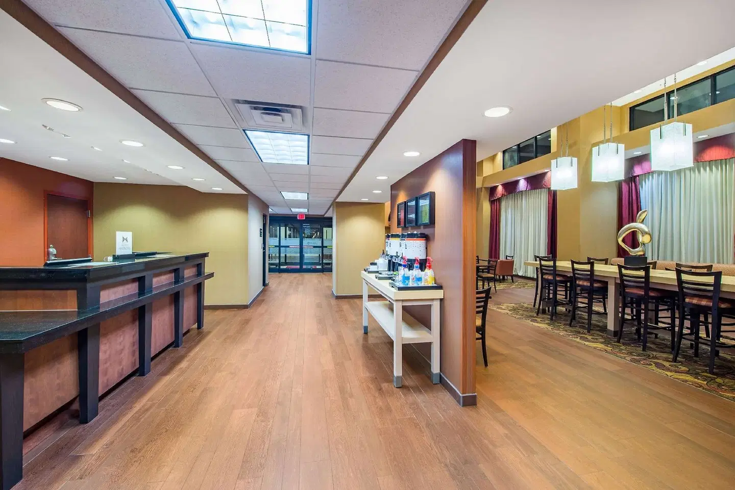 Hampton Inn & Suites Oklahoma City - South Bar