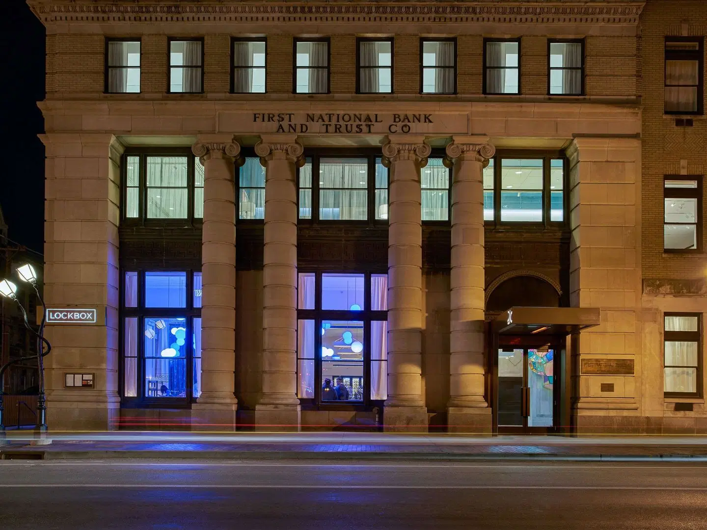 21c Museum Hotel Lexington EXTERIOR