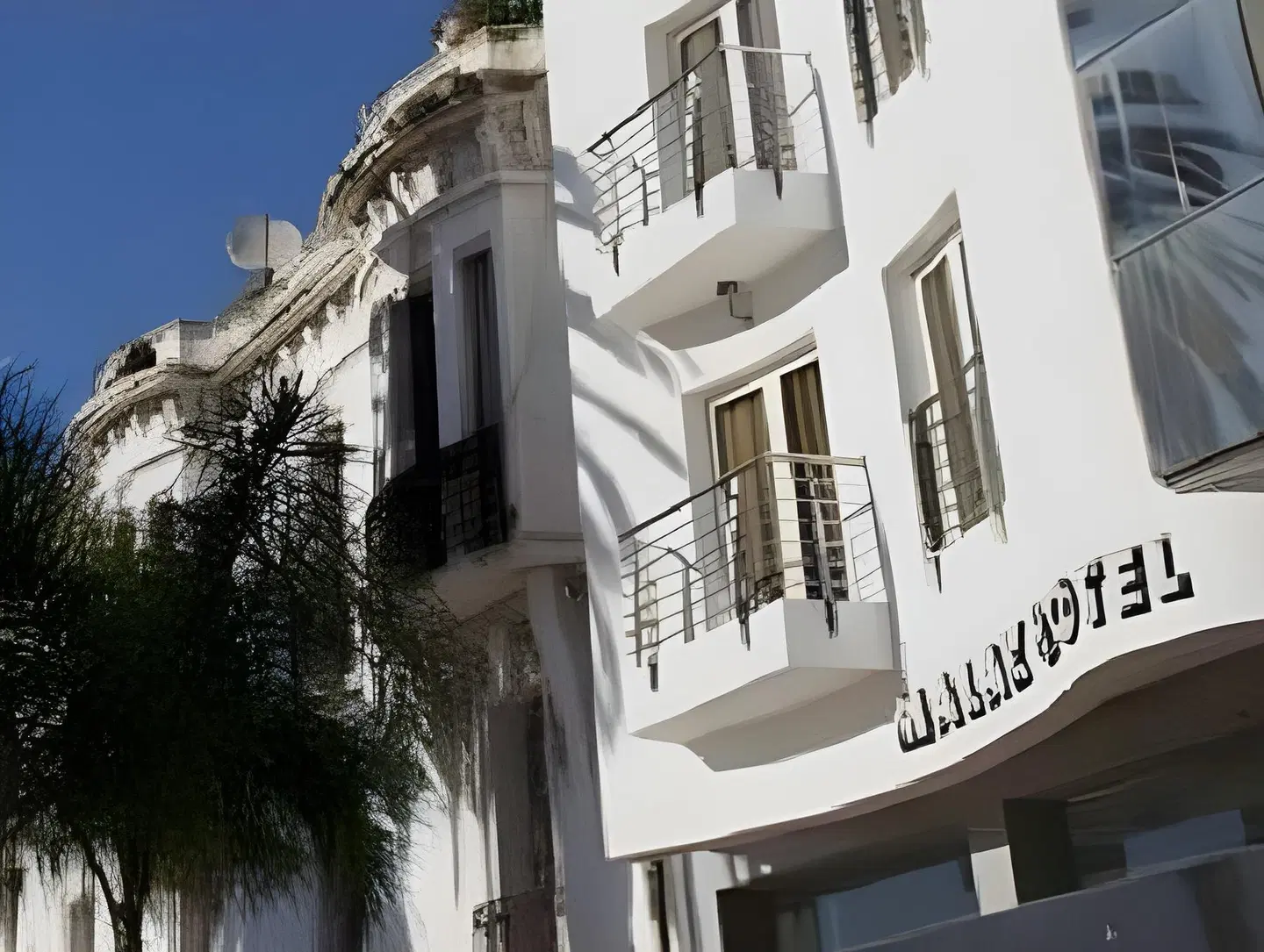Malak Hotel EXTERIOR