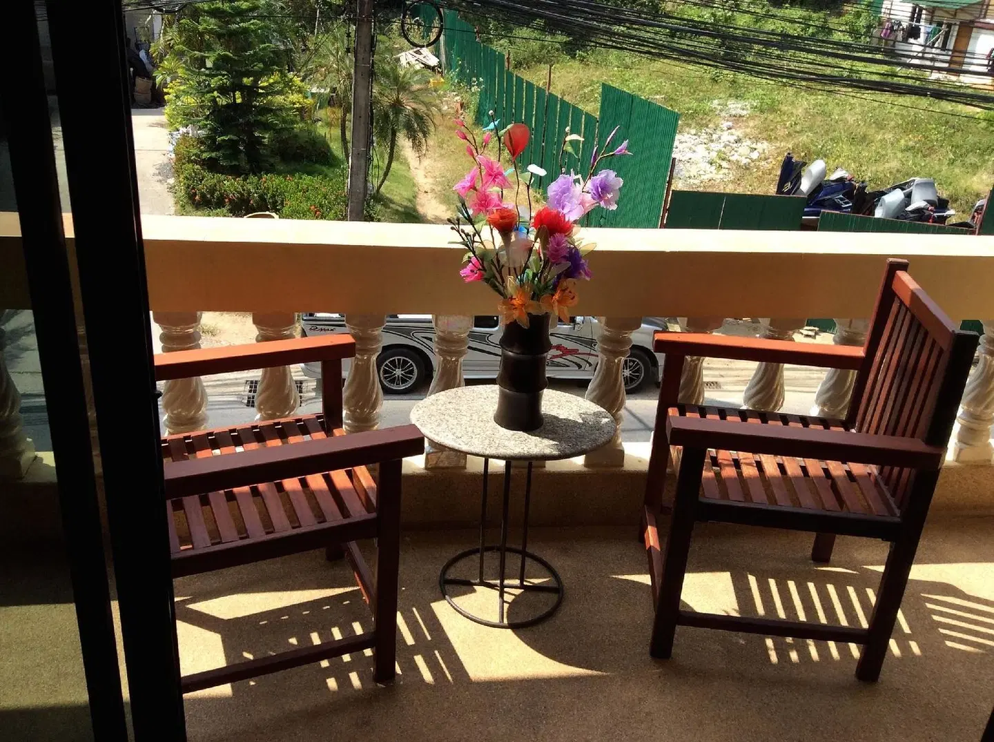 Kata View Guest House Terrasse