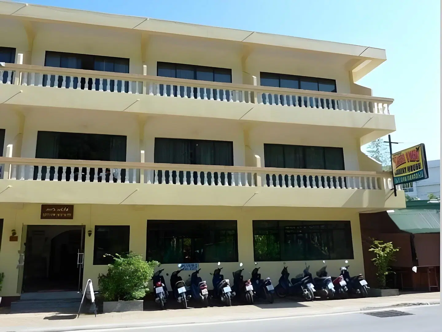 Kata View Guest House EXTERIOR