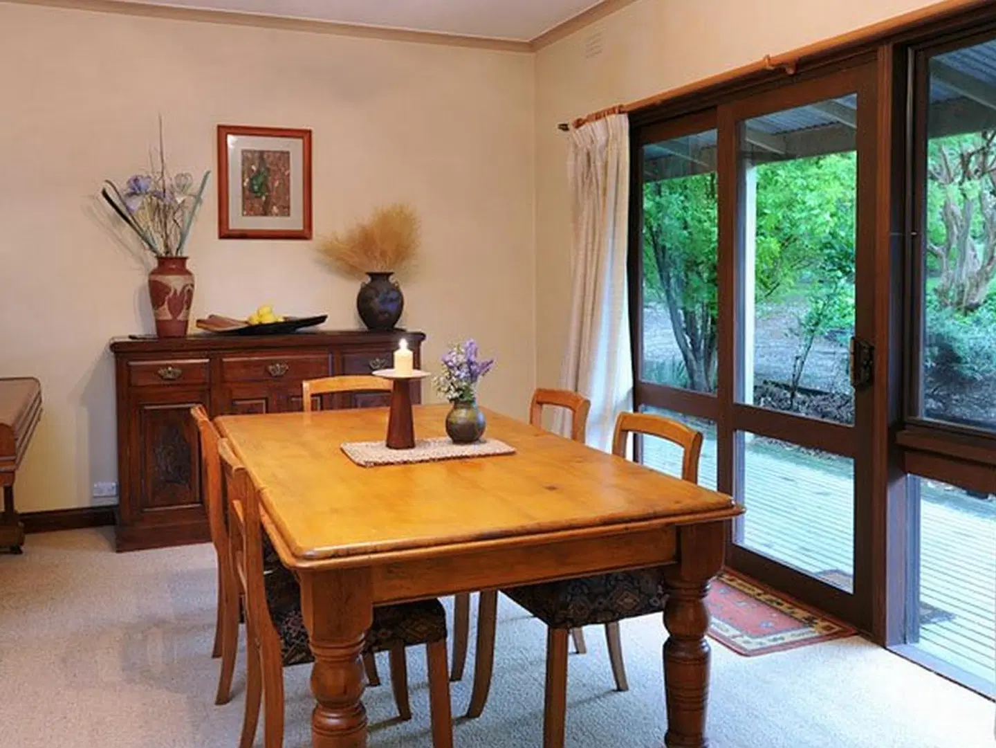 Lavender Farm ROOM_EXAMPLE