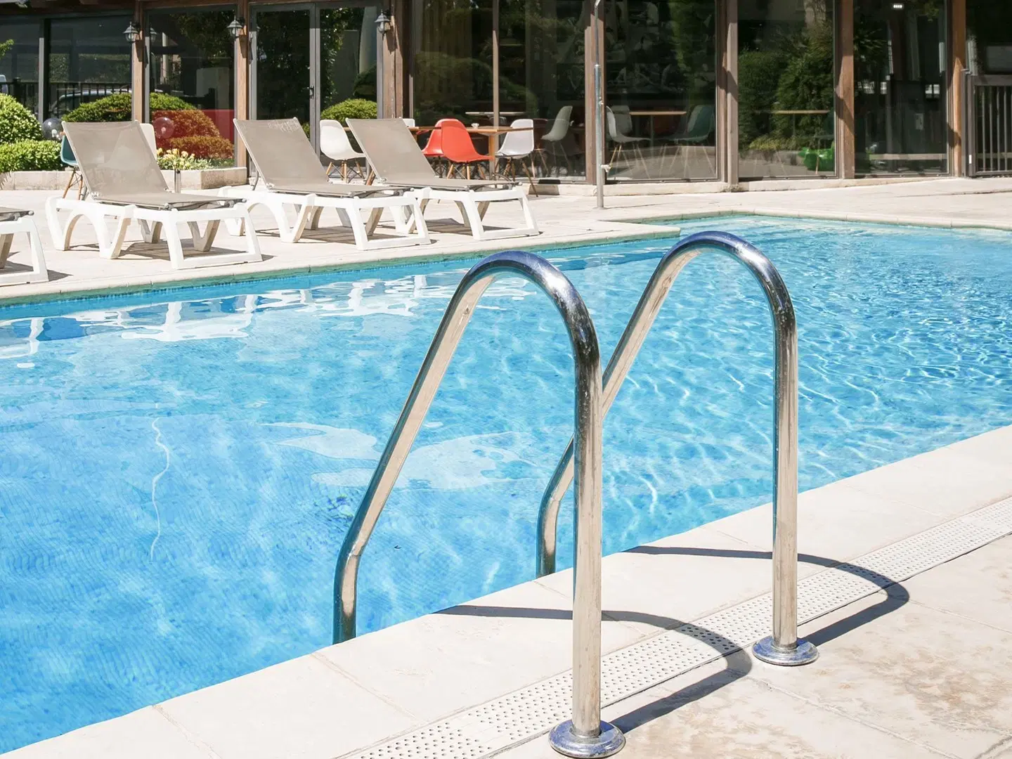 ibis Avignon Sud OUTDOOR_POOL