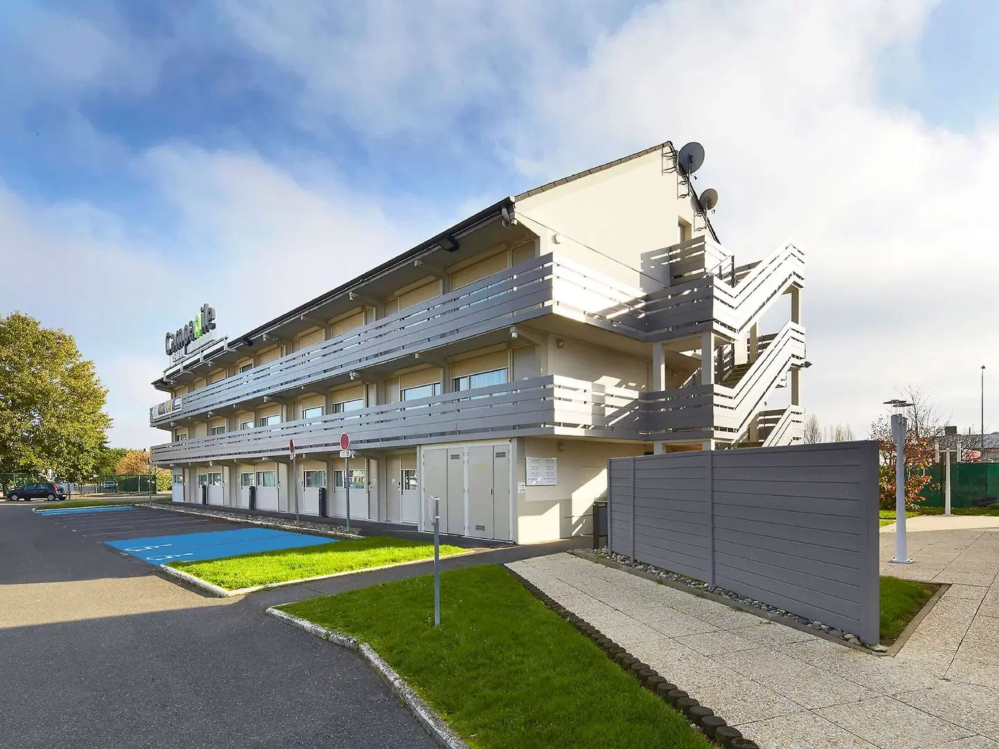 Campanile Tours Sud - Chambray-Les-Tours EXTERIOR