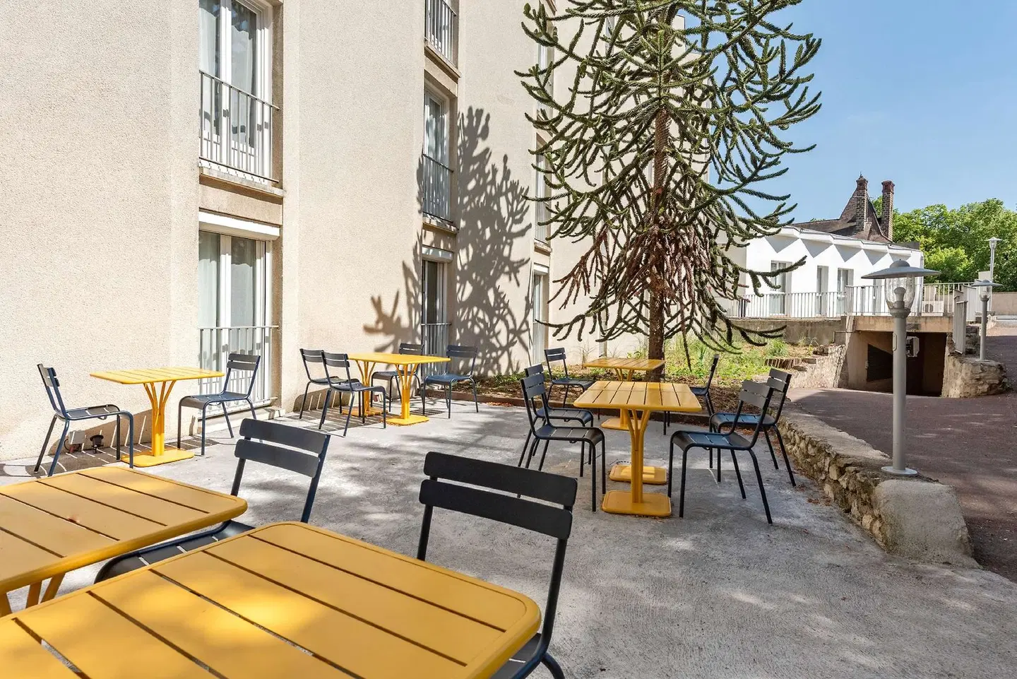 Campanile PRIME - Chartres Centre Gare Cathédrale Terrasse