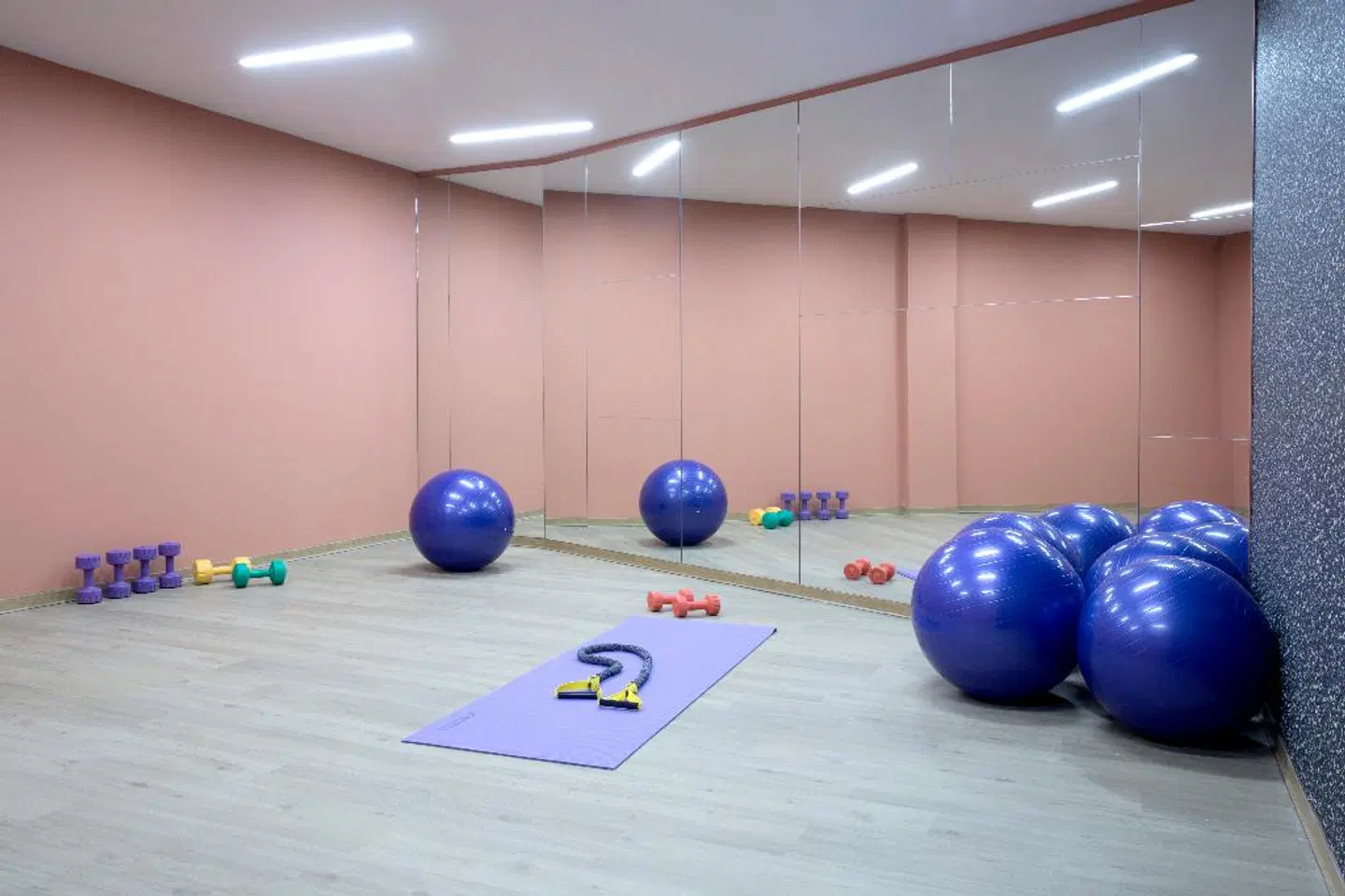 Dolce by Wyndham Athens Attica Riviera SPORTS_AND_LEISURE