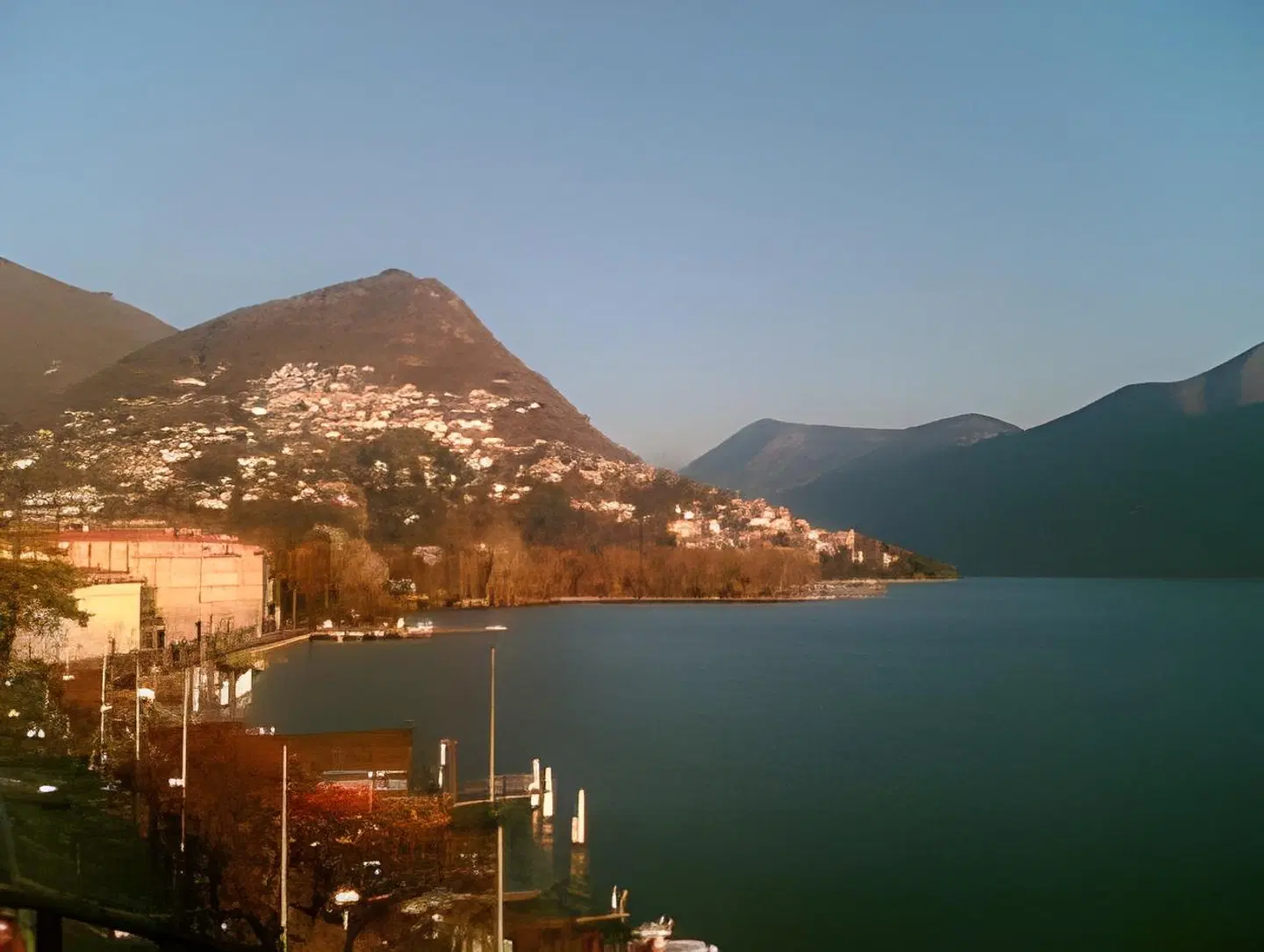 Walter au Lac LANDSCAPE