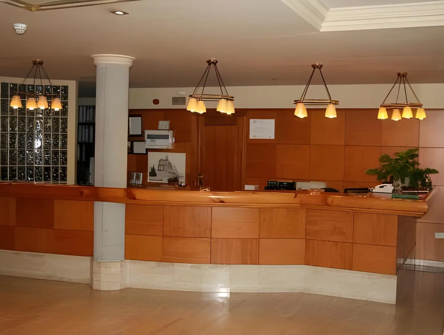 Maria de Luna LOUNGE_LOBBY