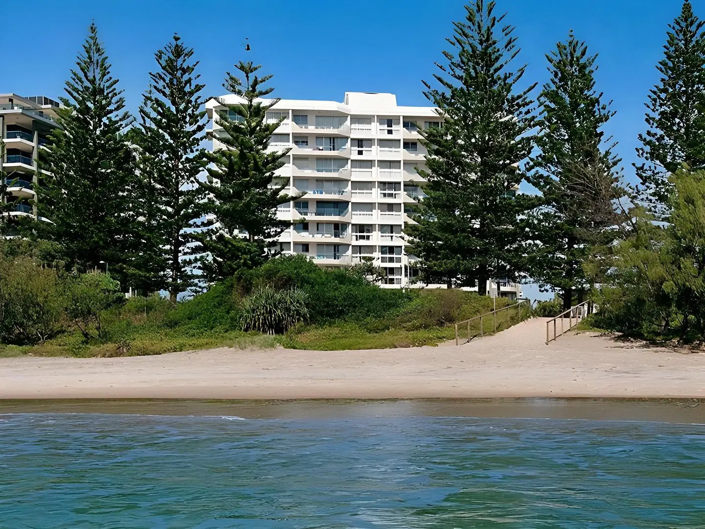 Solnamara Beachfront Apartments EXTERIOR