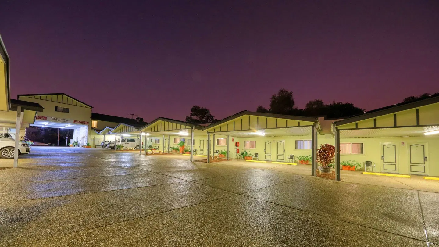 Gateway Motel, Caboolture EXTERIOR