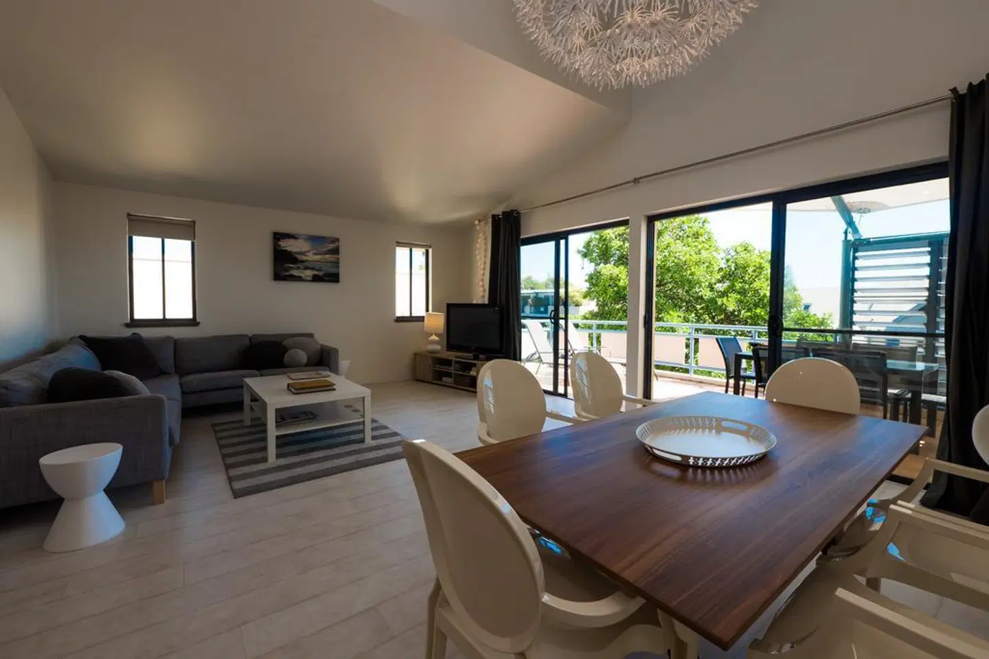 Byron Quarter Apartments ROOM_EXAMPLE