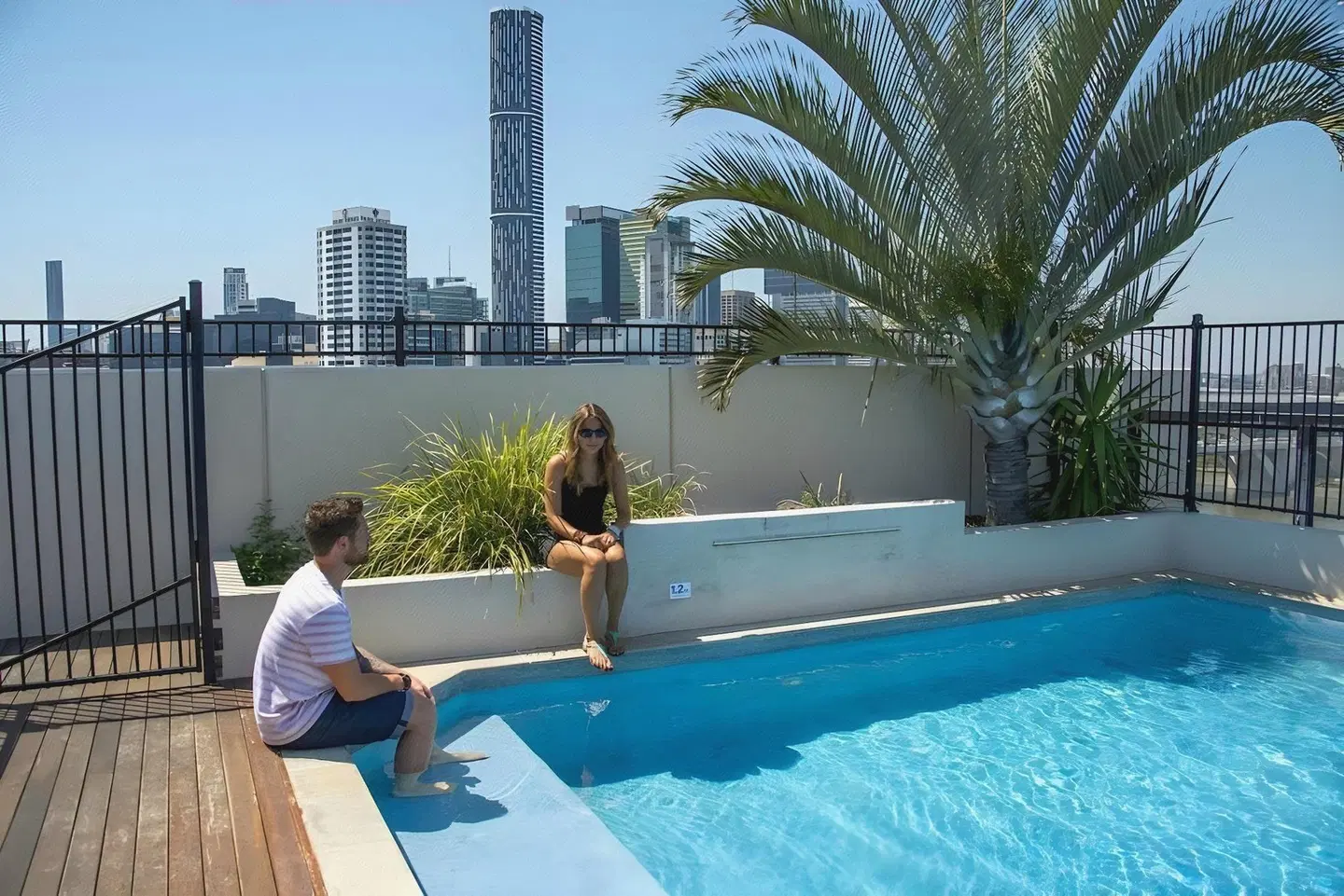 Brisbane City YHA OUTDOOR_POOL