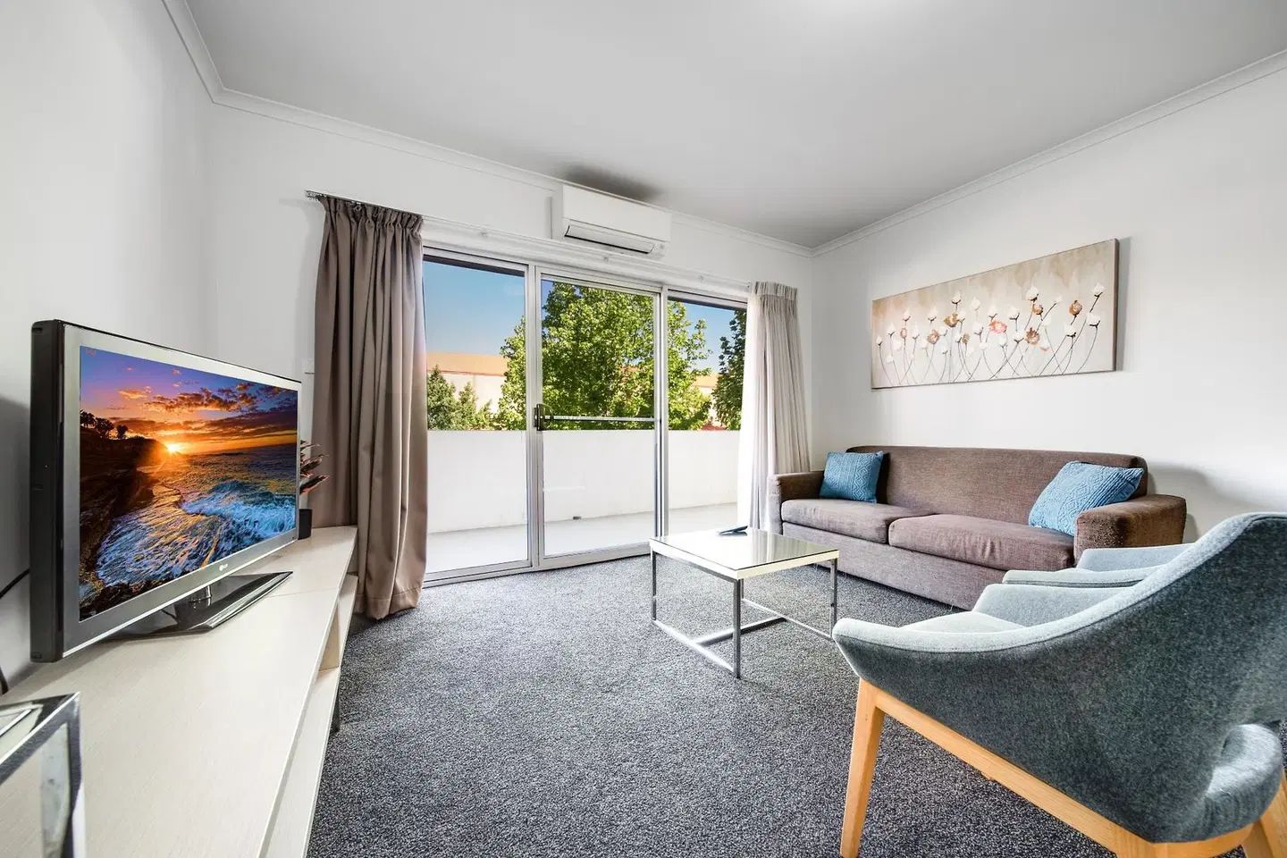 Abode Tuggeranong ROOM_EXAMPLE