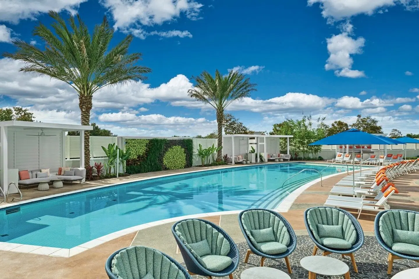 Walt Disney World Swan Reserve OUTDOOR_POOL