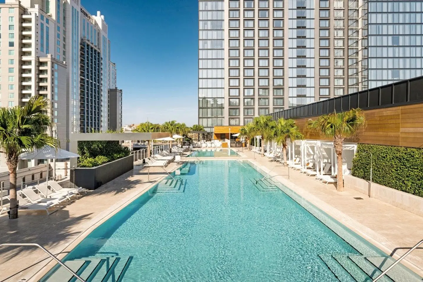 Tampa JW Marriott Water Street OUTDOOR_POOL