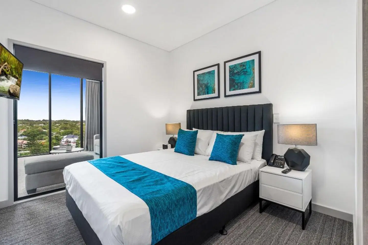 Essence Suites Taringa ROOM_EXAMPLE