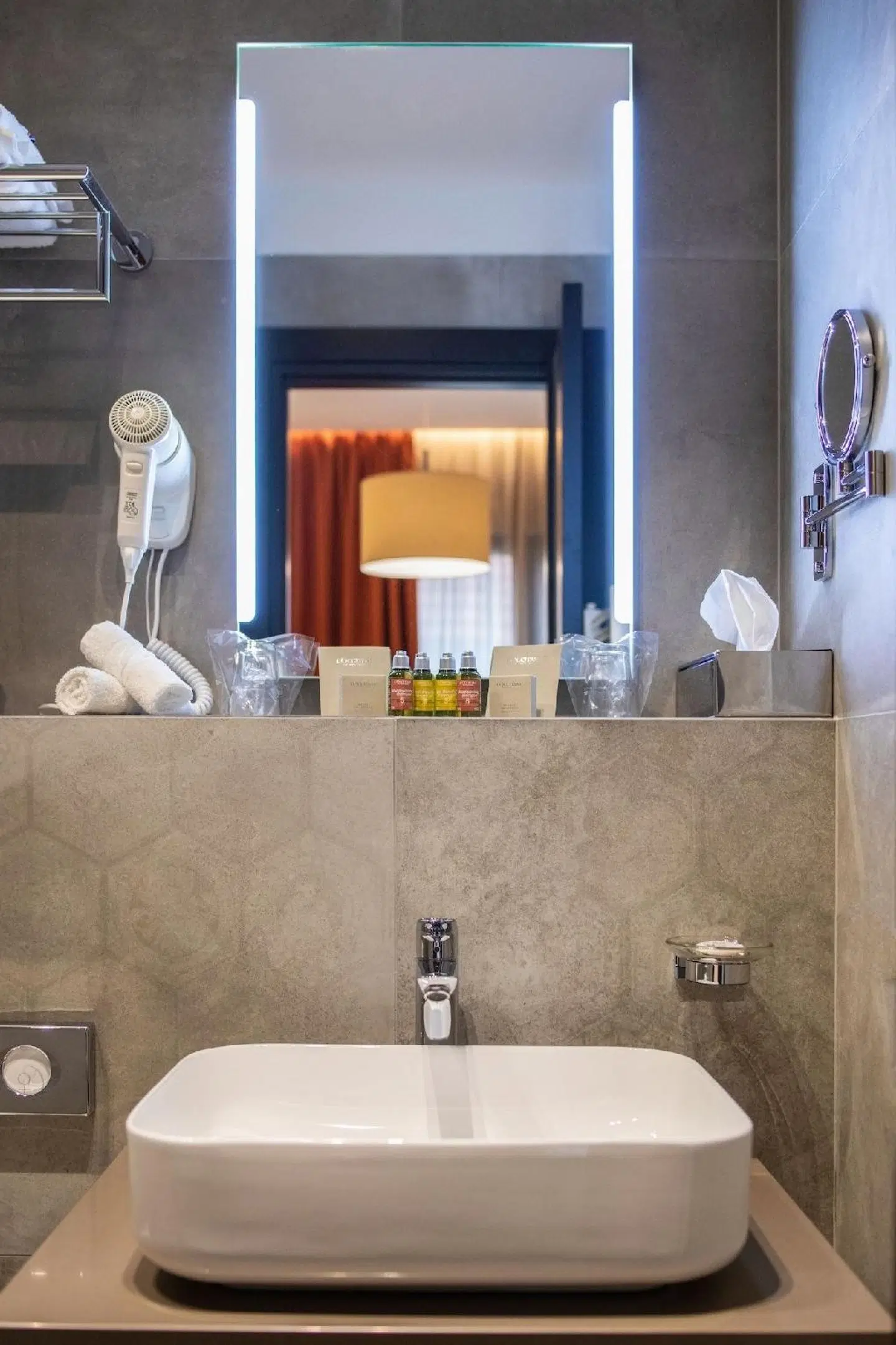 Livris Hotel Badezimmer