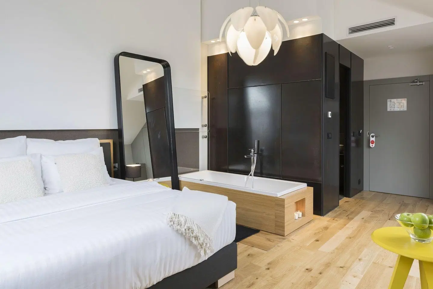 Livris Hotel ROOM_EXAMPLE