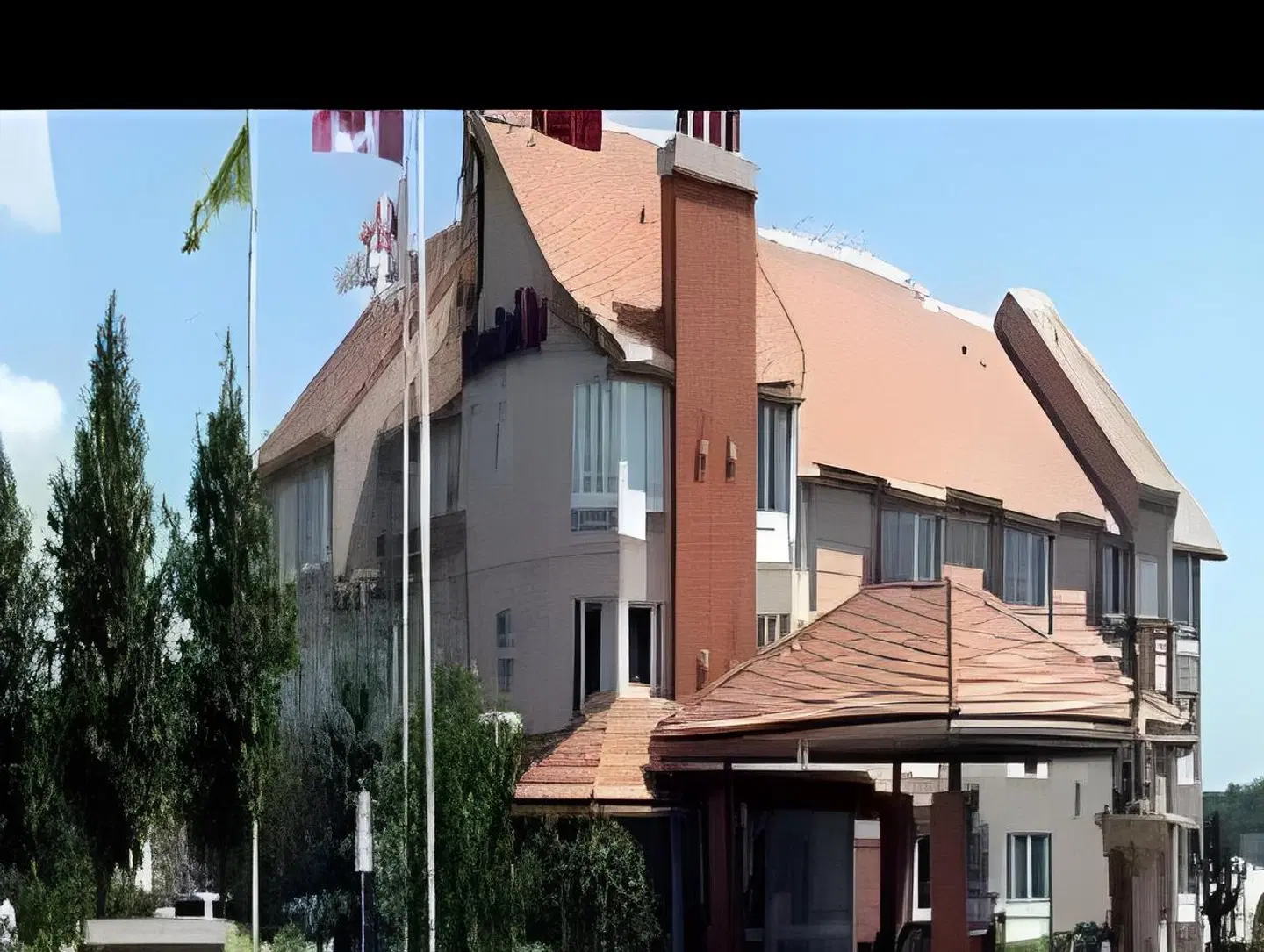 Monte Carlo Inn Oakville Road East EXTERIOR