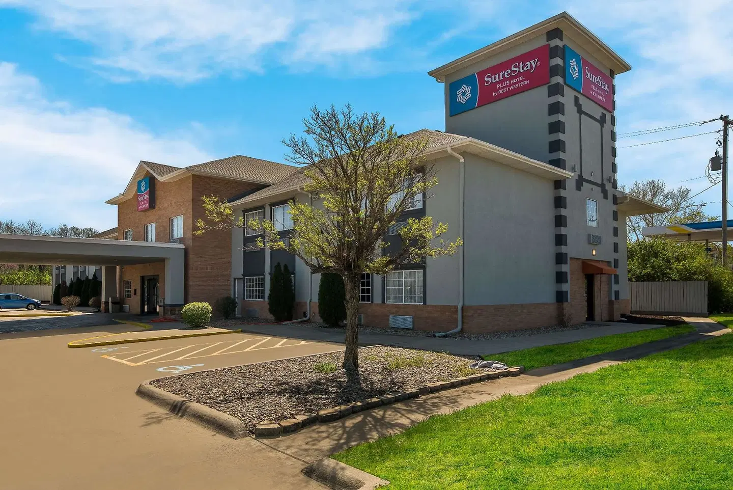 SureStay Plus by Best Western Topeka Northwest EXTERIOR