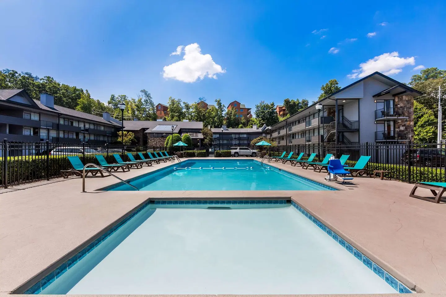 Best Western Toni Inn OUTDOOR_POOL