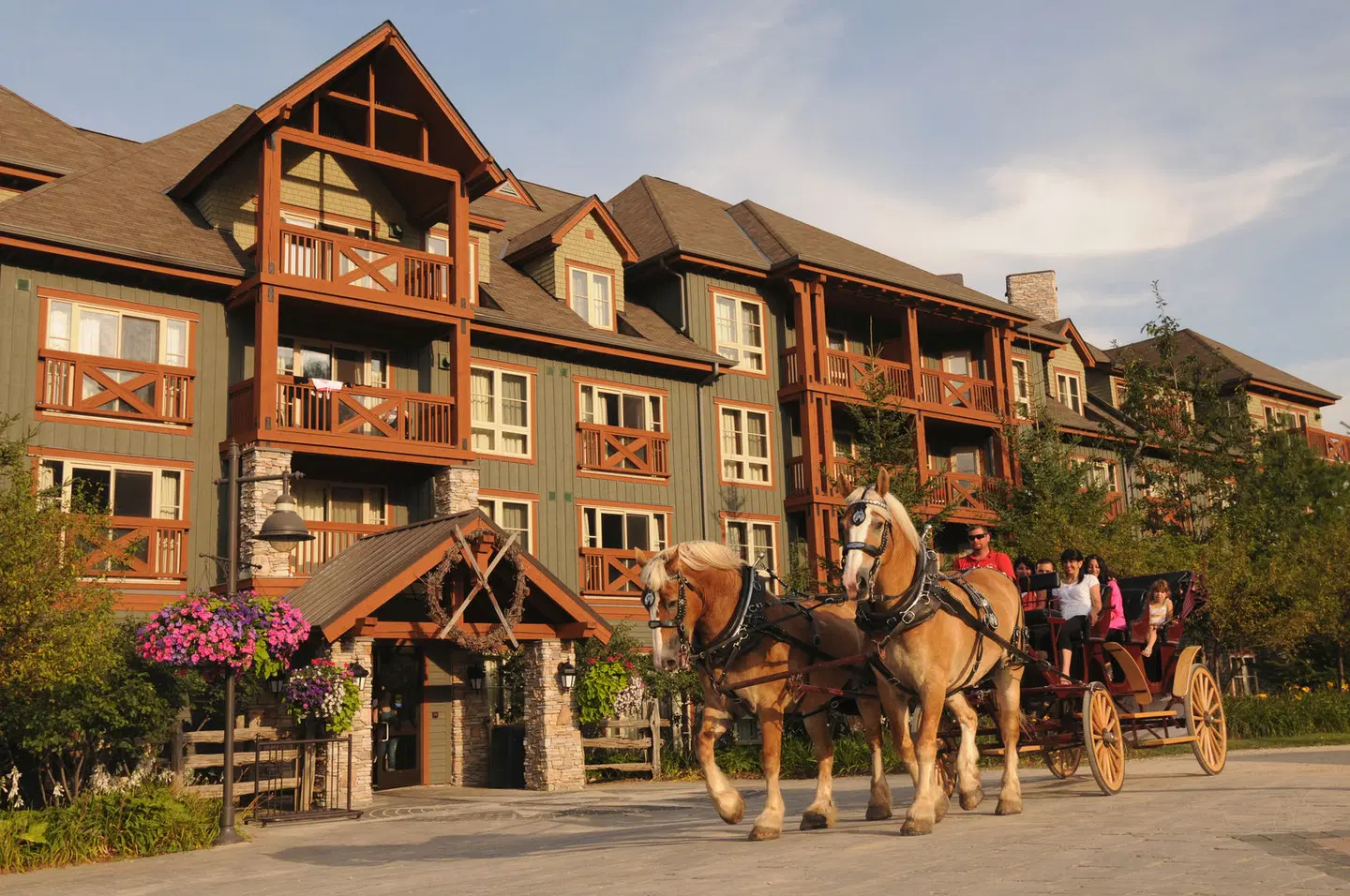 Blue Mountain Resort - Village Suites EXTERIOR