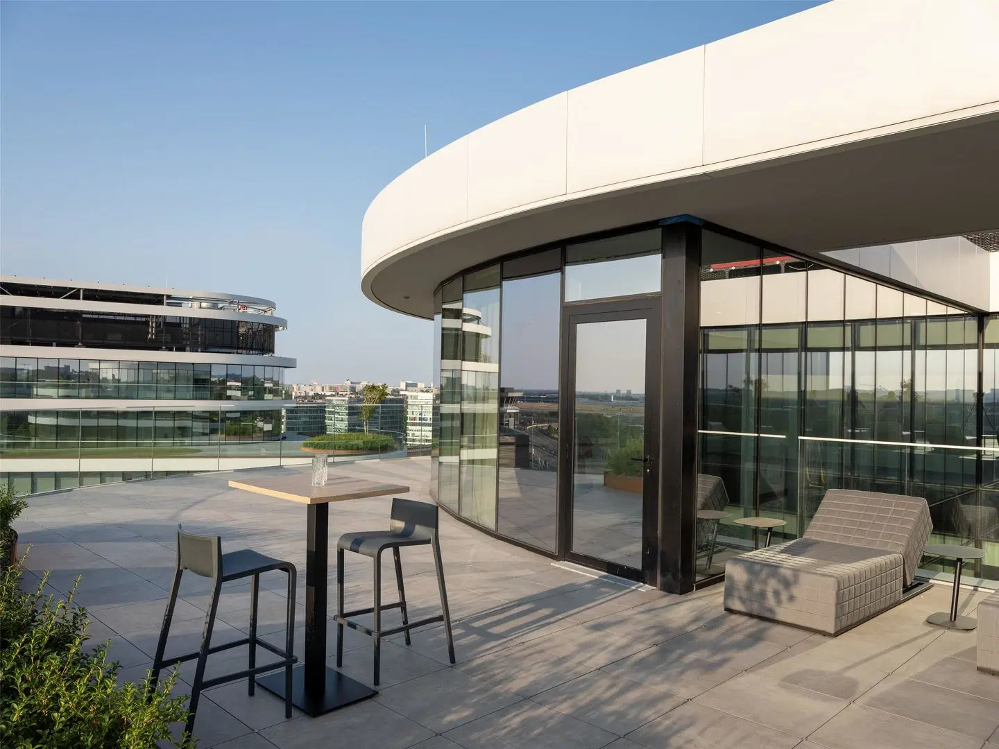 Hilton Garden Inn Brussels Airport Terrasse