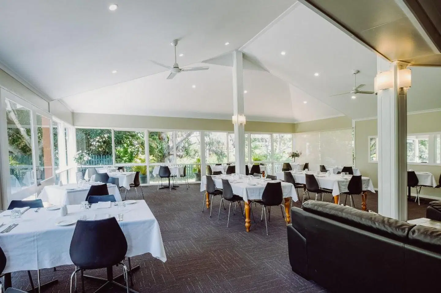 Artesian Spa Motel Restaurant