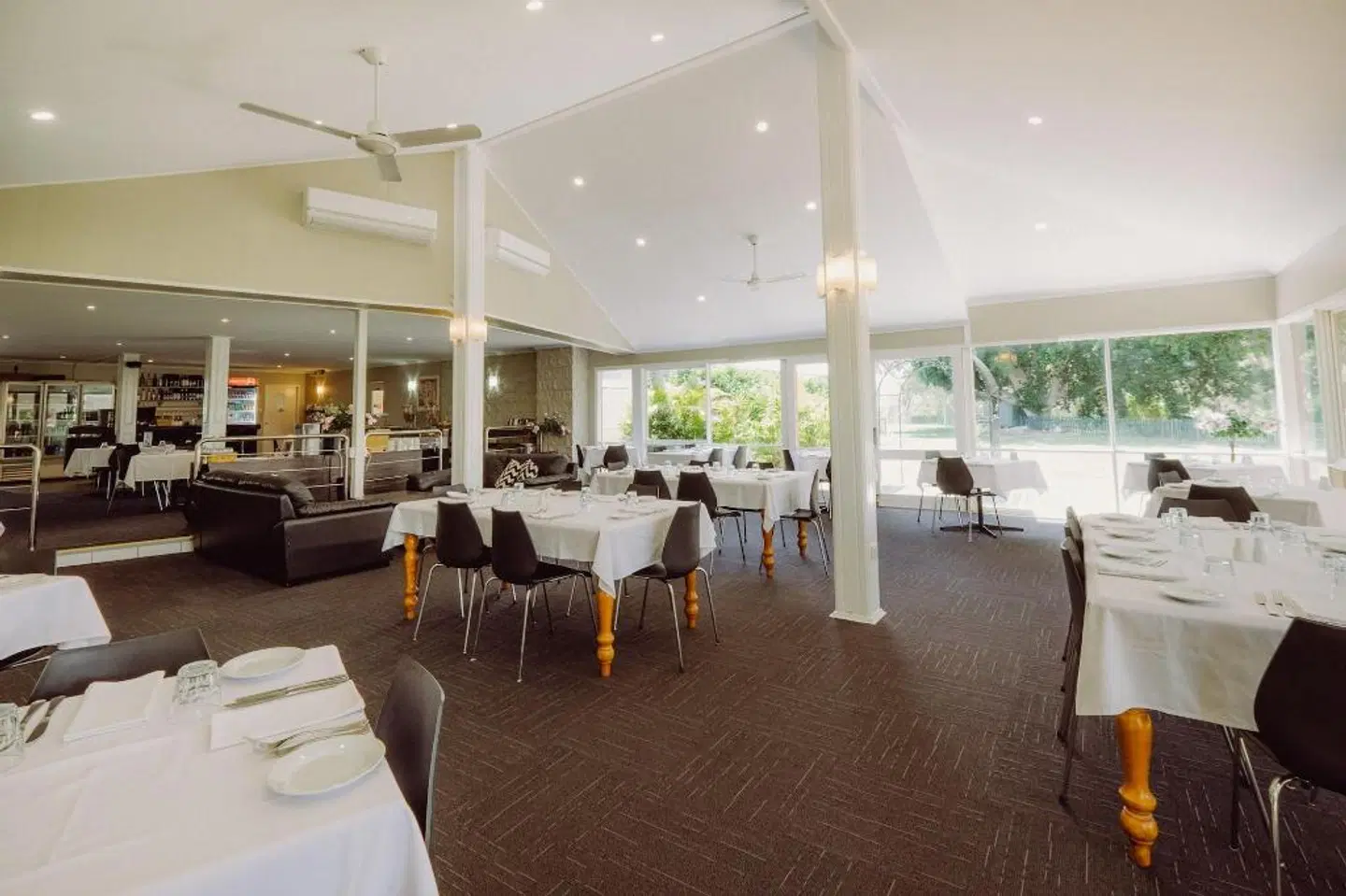 Artesian Spa Motel Restaurant