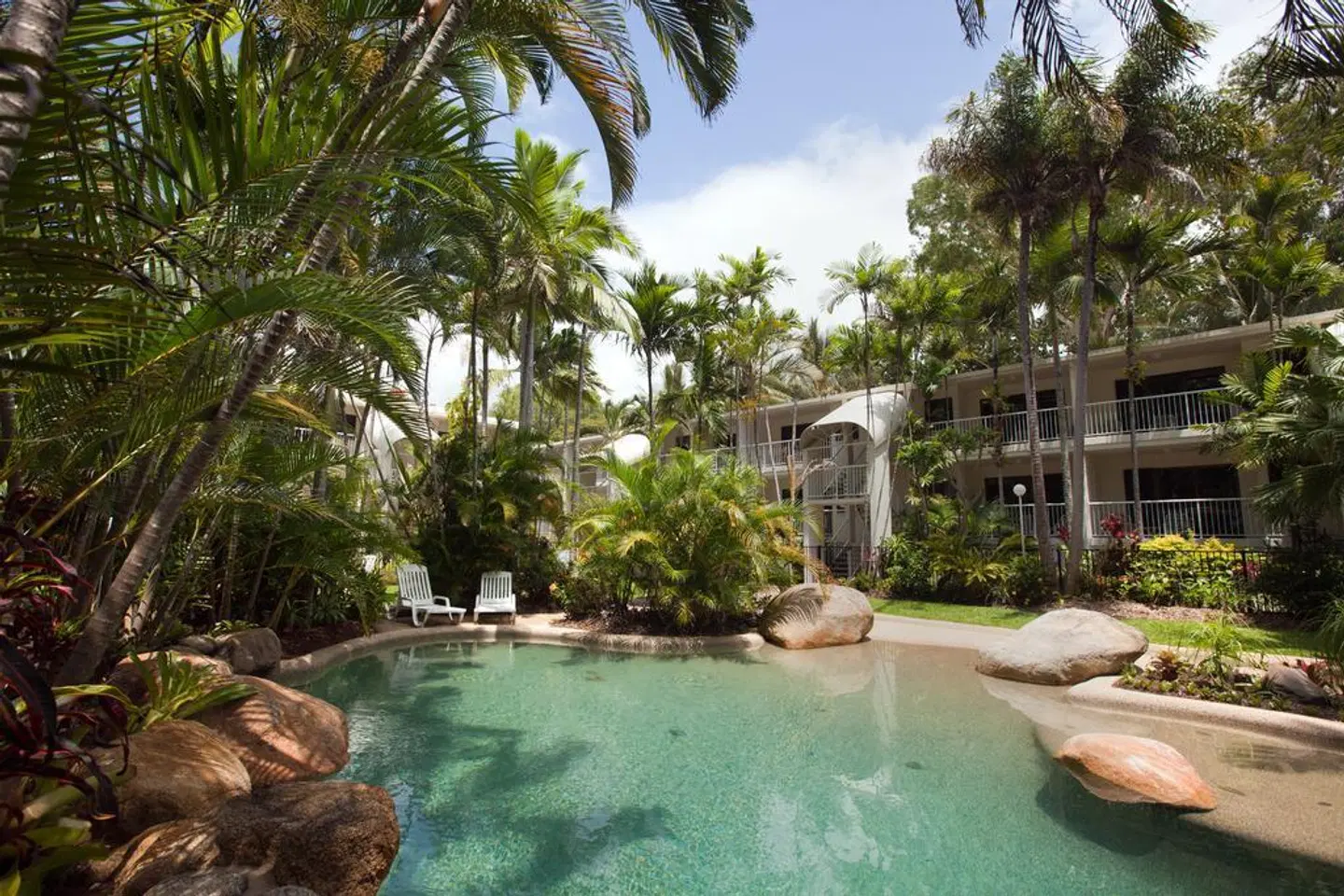 Melaleuca Resort OUTDOOR_POOL