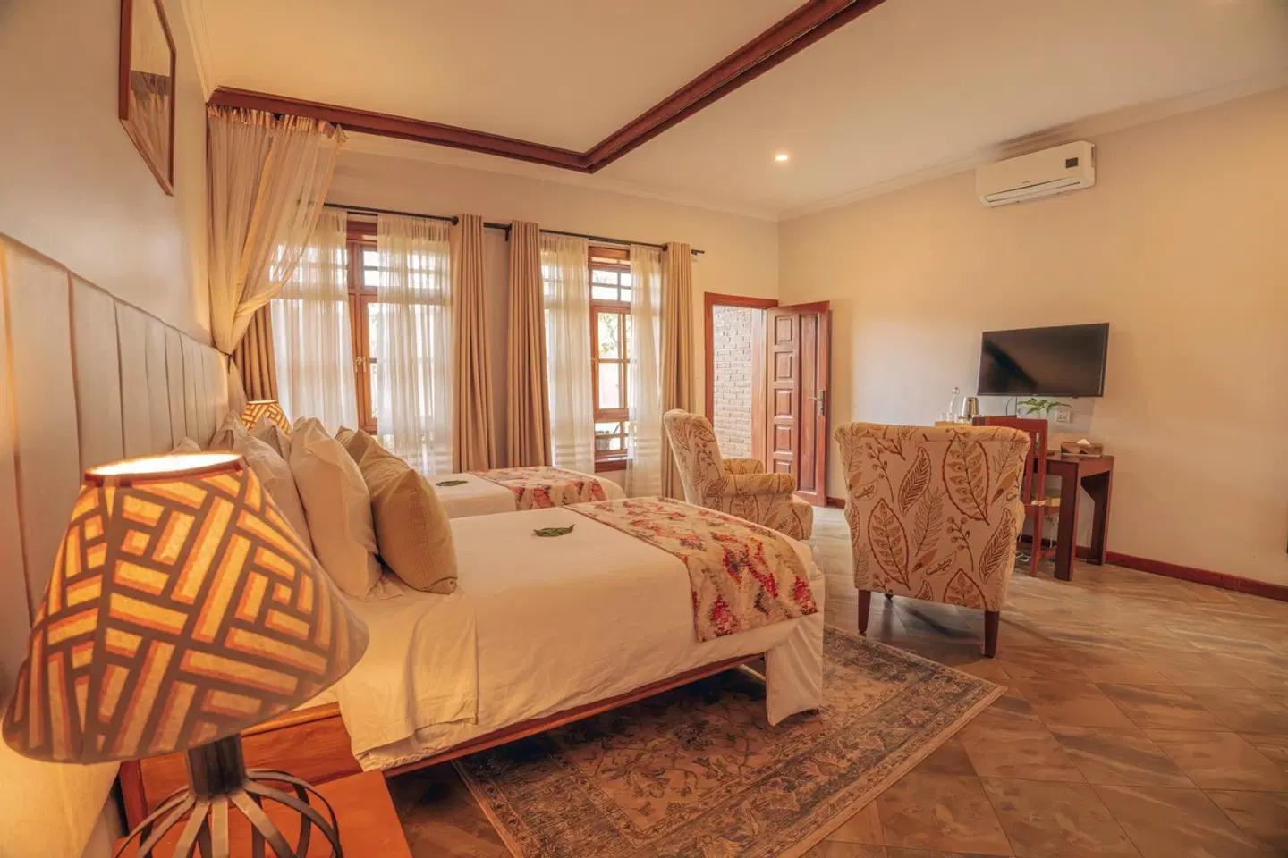 Airport Planet Lodge ROOM_EXAMPLE