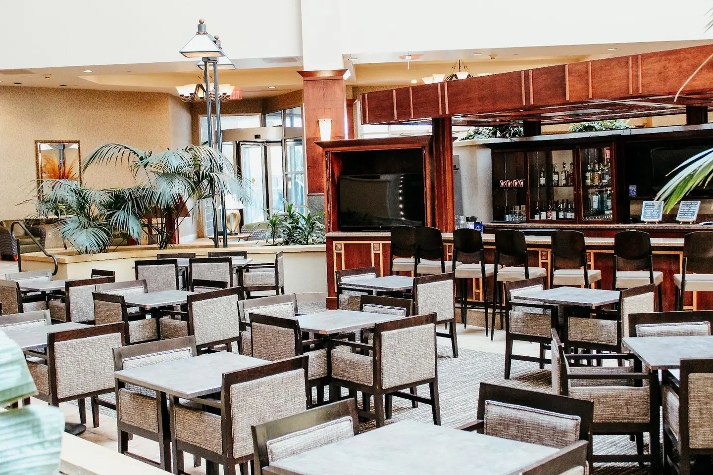 Hotel Topeka at City Center Restaurant