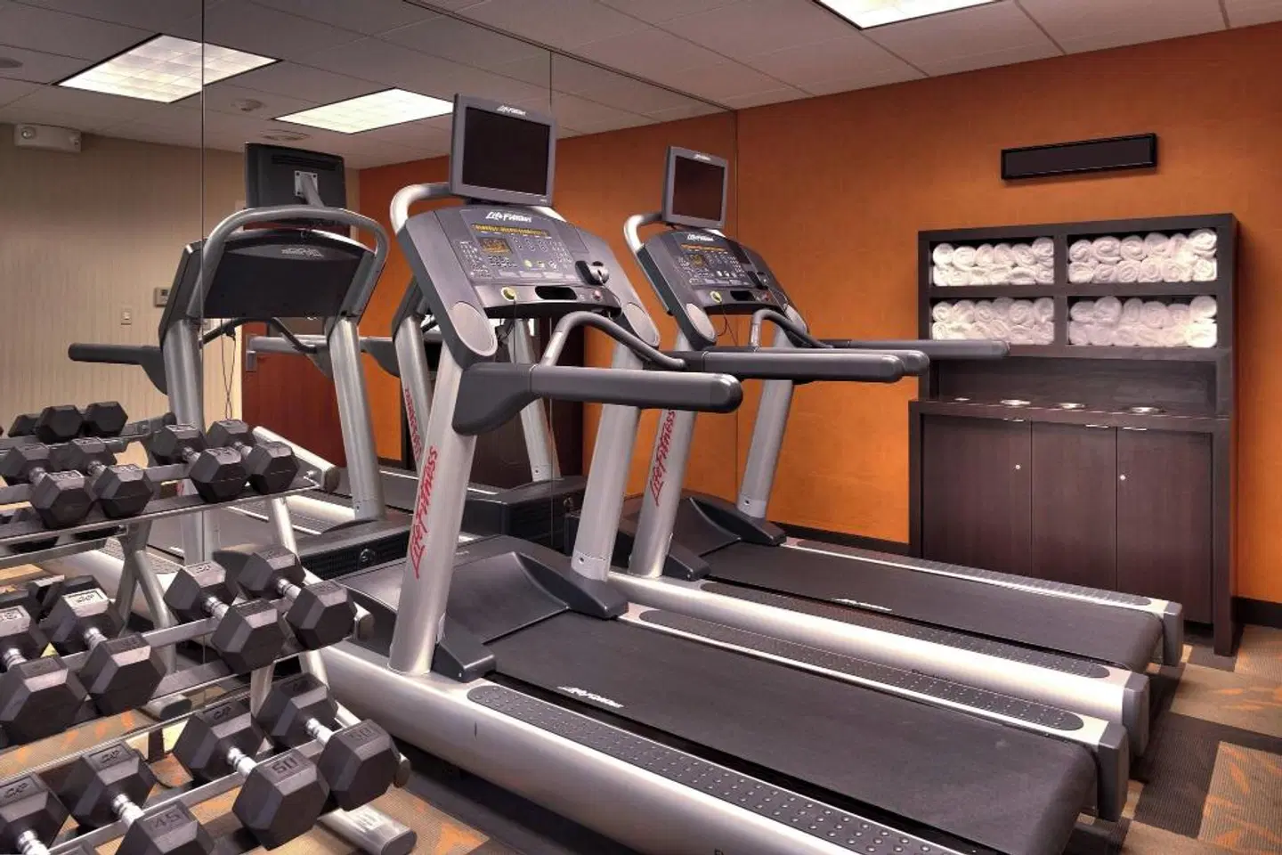Courtyard by Marriott Kansas City Shawnee SPORTS_AND_LEISURE
