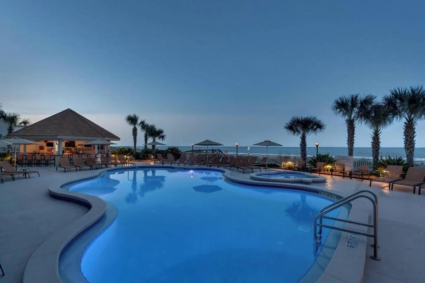 Courtyard by Marriott Jacksonville Beach Oceanfront OUTDOOR_POOL