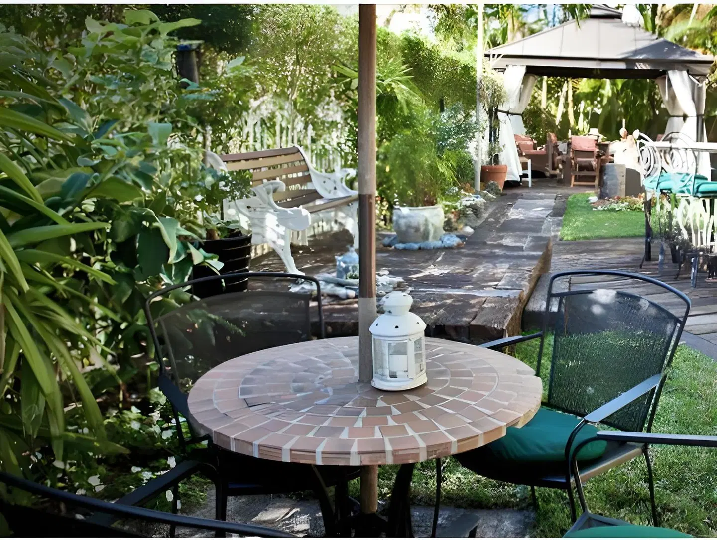 Cadet Hotel Garten