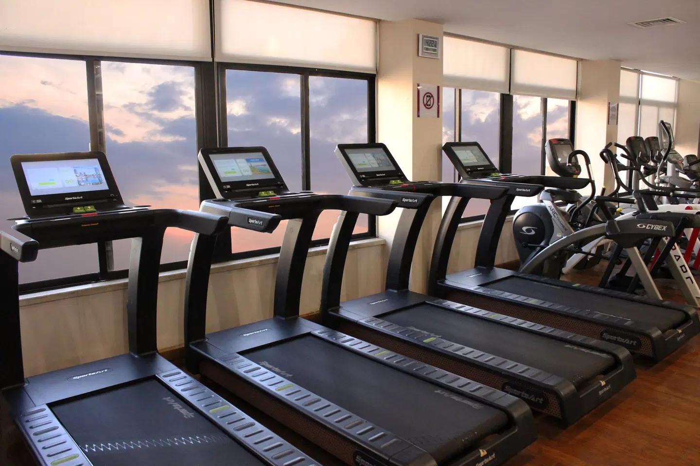 Crowne Plaza Amman by IHG SPORTS_AND_LEISURE