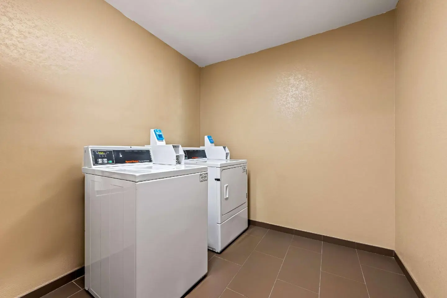 Comfort Suites Cullman I-65 Exit 310 Badezimmer