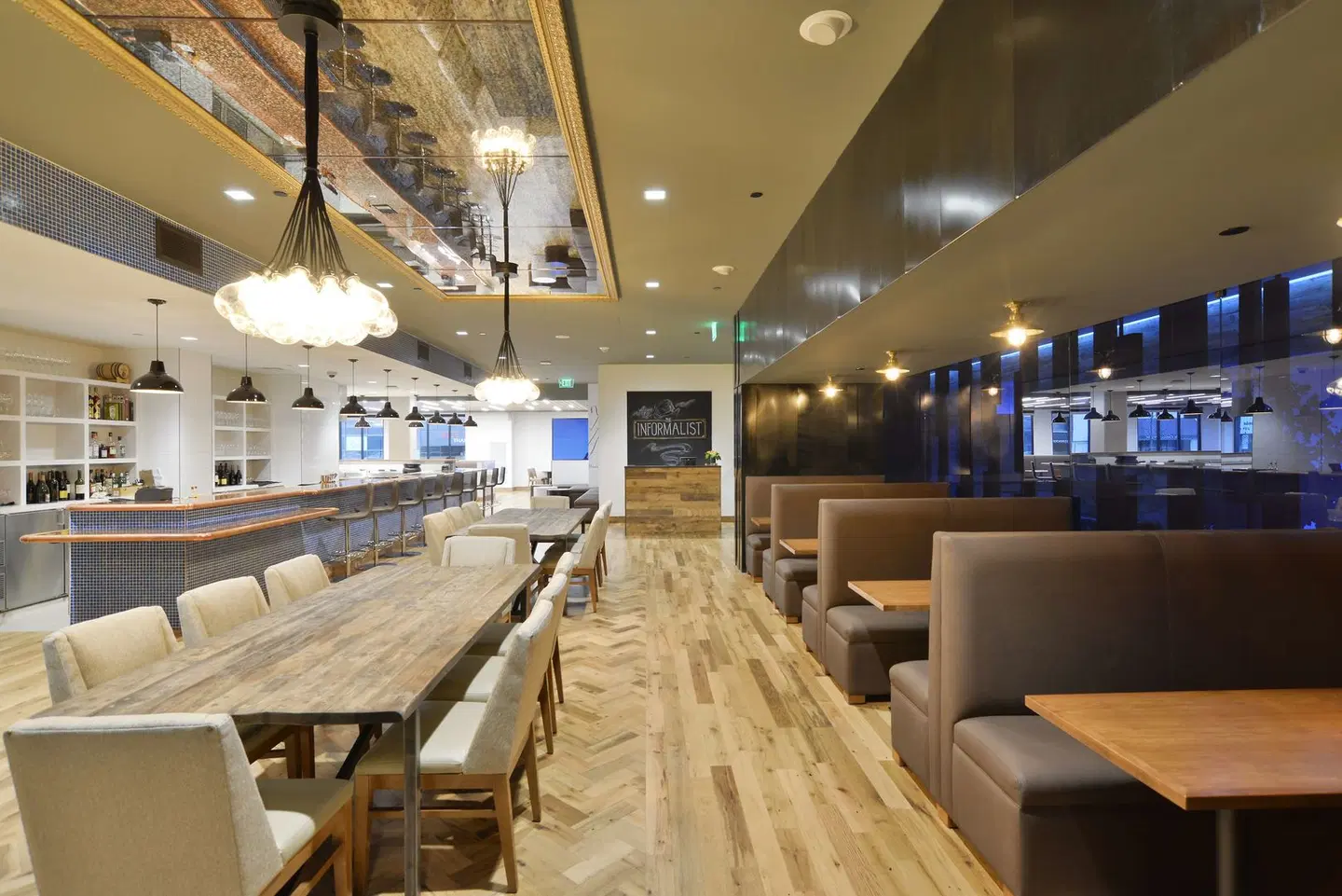 The Lismore Hotel Eau Claire - a DoubleTree by Hilton LOUNGE_LOBBY