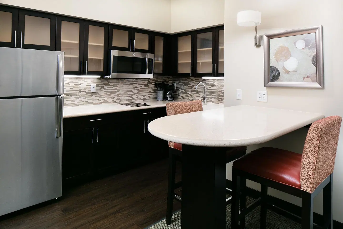 Staybridge Suites Des Moines Downtown by IHG Badezimmer